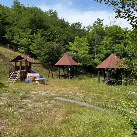 Kekhold Vendeghaz Bárdudvarnok