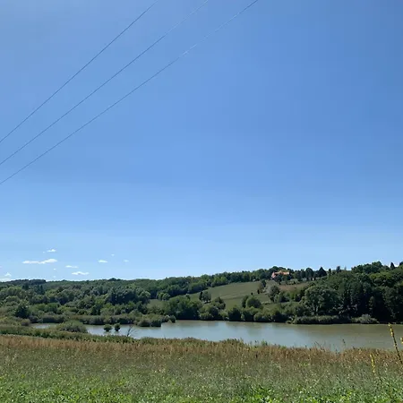 Kekhold Vendeghaz Bárdudvarnok